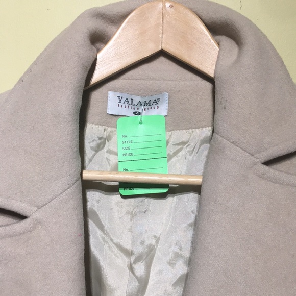 wool coat - Picture 5 of 6